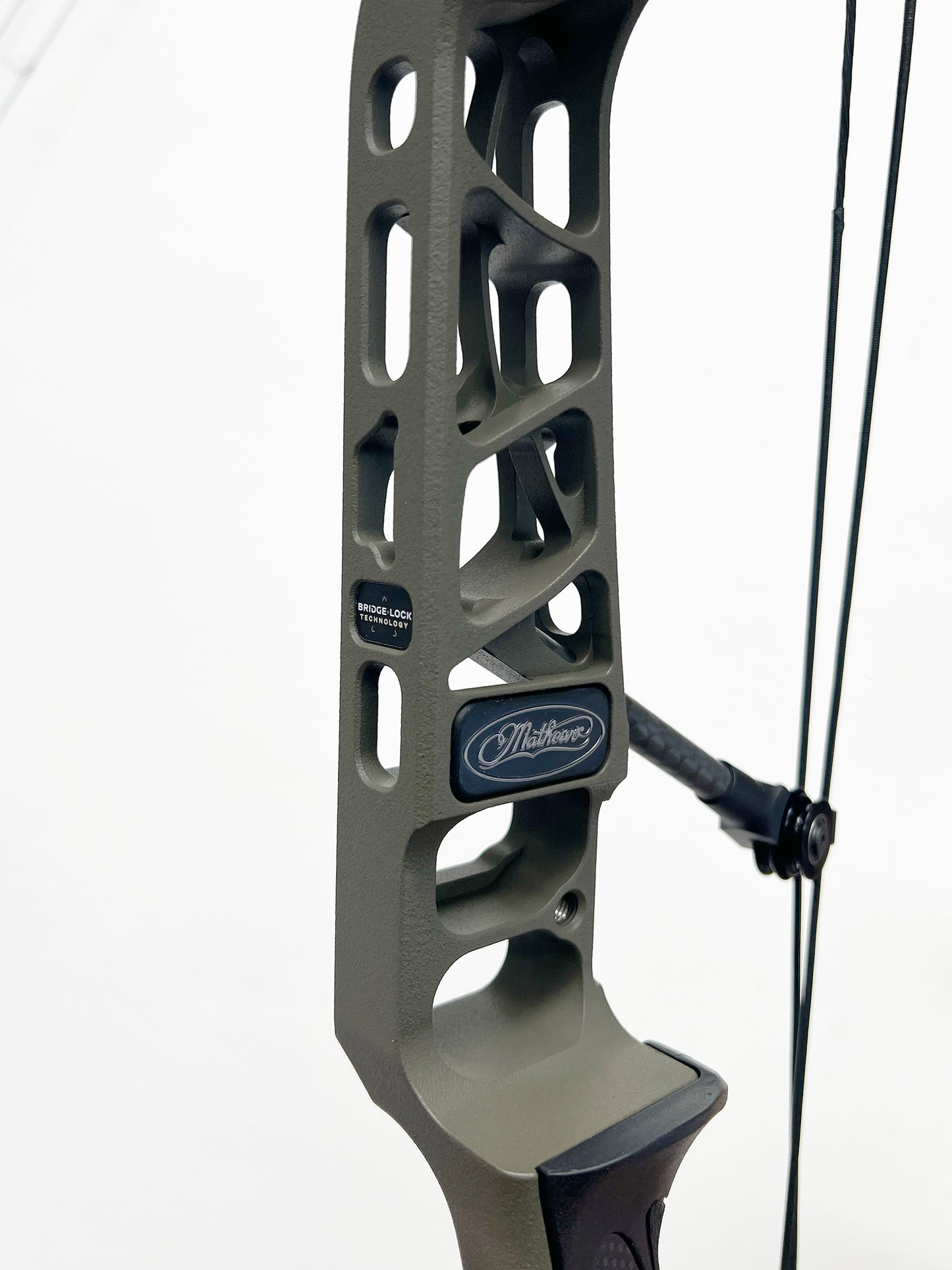 Mathews Phase4 33 Compound Bow RH 70# 29" 85% Let Off - Green Ambush in Stock