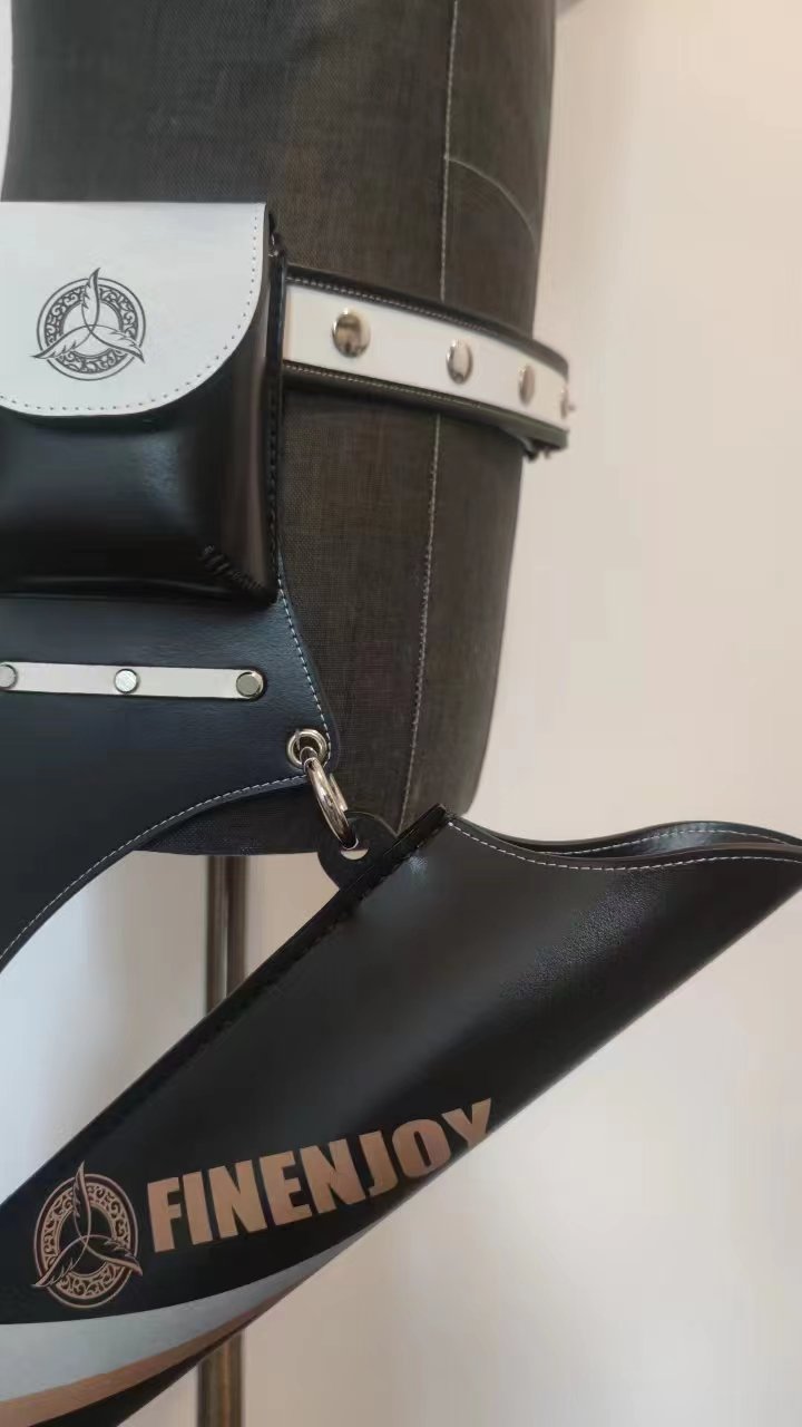 Finenjoy Tournament Quiver & Belt