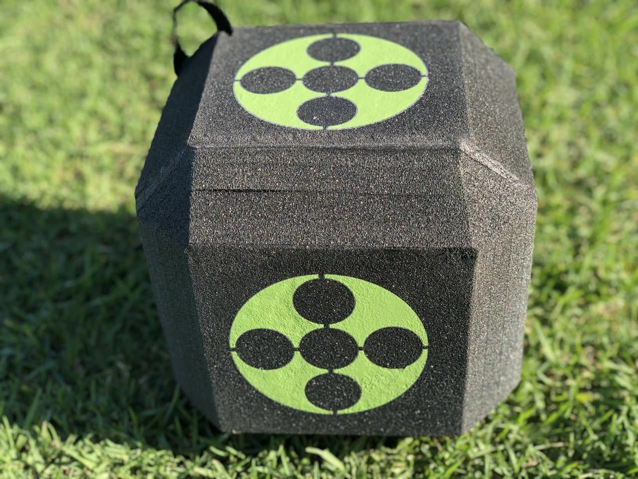 Archery Polyhedral Target 3D High Density Self Healing Foam Cube 23*23*23cm